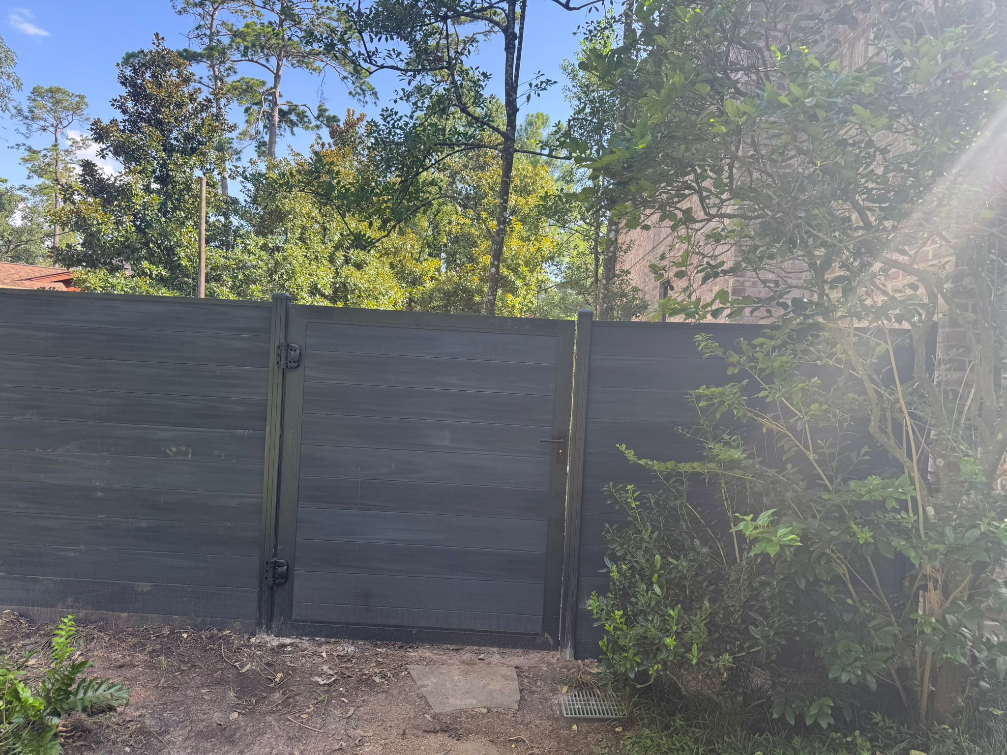 Secure Your Sanctuary: Mustang Fencing & Gates in 77090 - Image 5